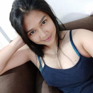 Elle Clover Javier profile icon