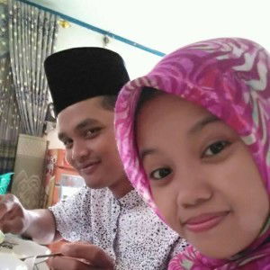 Binti Muakhiroh profile icon