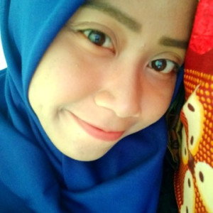 Enik Susanti profile icon