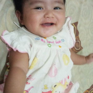 Esty Fitria profile icon