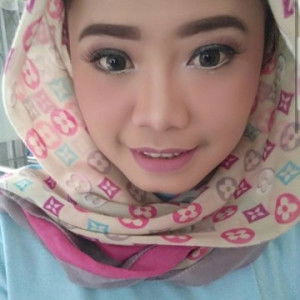 Devi Afriani profile icon