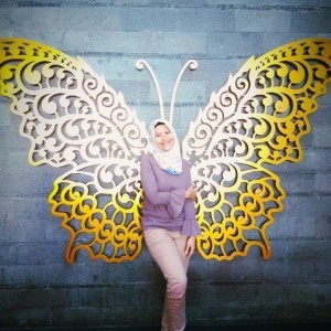 Deka Fauzia Halida profile icon