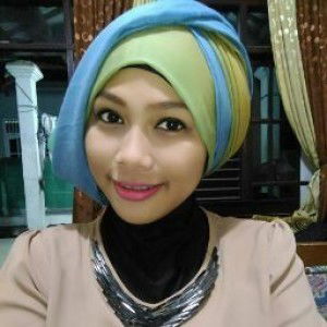 riska novitasari profile icon