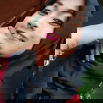 Liana Savira profile icon