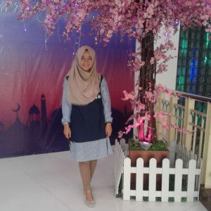 Endah Apriliani profile icon