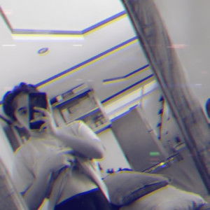 Momshie Nicay profile icon