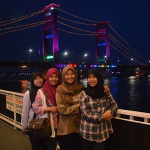 Dwi Mulia Atikah profile icon