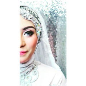 Anis Apriyani profile icon