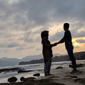 Binti masruroh profile icon