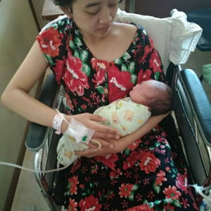 Putri Ratna profile icon