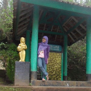 Rini nurul profile icon