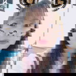 Nhiêu Hoàng Băng Trinh profile icon