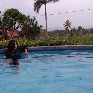 Putri Ramadani profile icon