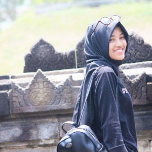 Ezry Muyasyaroh profile icon