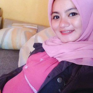 Ayu Nurlaeli profile icon