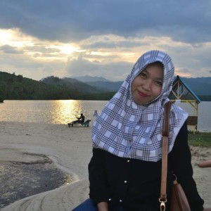 Herni Yuliani Sari profile icon