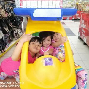 Lydiana Mohd Zabir profile icon