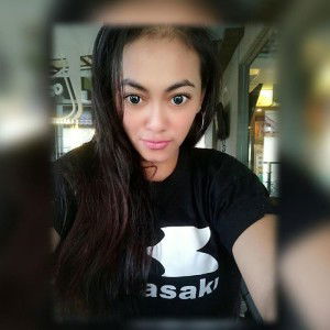 Dewi kurniasari profile icon