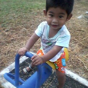 ayie montel profile icon