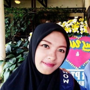 Asty Nuraini profile icon