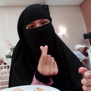 Amalia Razak profile icon