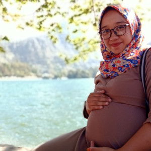 Cici febriani profile icon