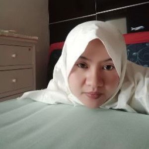 DWI ARTIKA profile icon