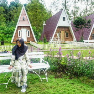 Laras Dwi Anggia profile icon