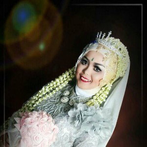 Lindafatul Muzhayanah profile icon