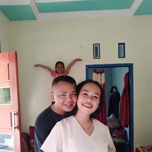 Revi Mariska profile icon