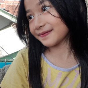 Naura Azurra K profile icon