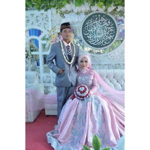 Rizka Annisa profile icon