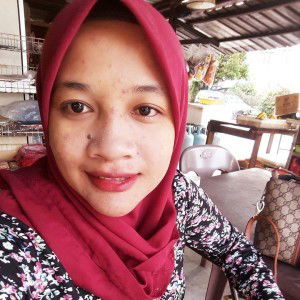 Putri Solehah profile icon