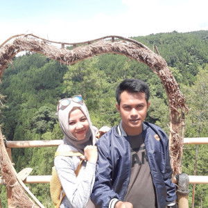 Dwi Puspitasari profile icon