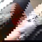 Anisa trisna yuliana profile icon