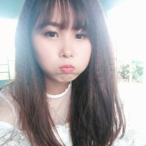 Lily Phạm profile icon