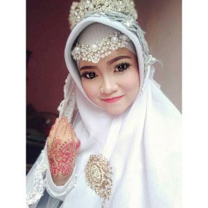 Thiina Agustiina profile icon