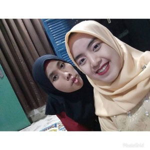 Betty Kartika Sari profile icon