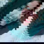 Lydia Yanti profile icon