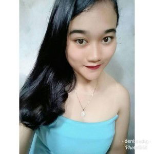 Denissa Agustina profile icon