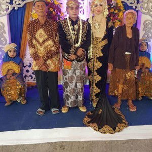 Septi Kurniawati II profile icon