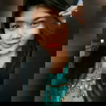 Riviani Dewi profile icon