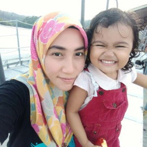 nur aishah profile icon