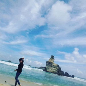 Yeni Lee profile icon