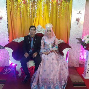 Eva Adni Caniago profile icon