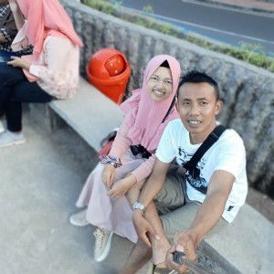 Deshie Dwie Lhestarie profile icon