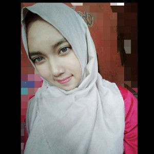 arlisa andriyani08 profile icon