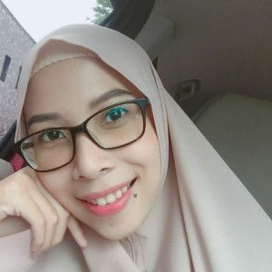 Putri Nadia Soharinal profile icon