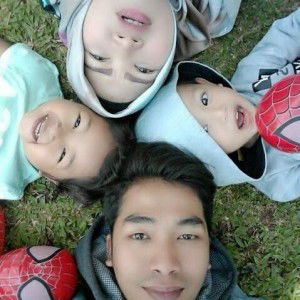 Nur Rasya profile icon