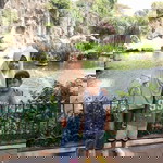 Vina Antika profile icon